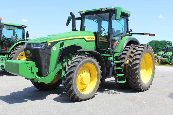 2025 John Deere 8R 280 Photo 1
