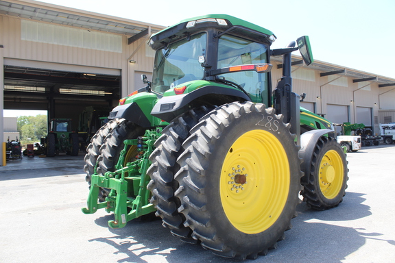 2025 John Deere 8R 280 Photo 3