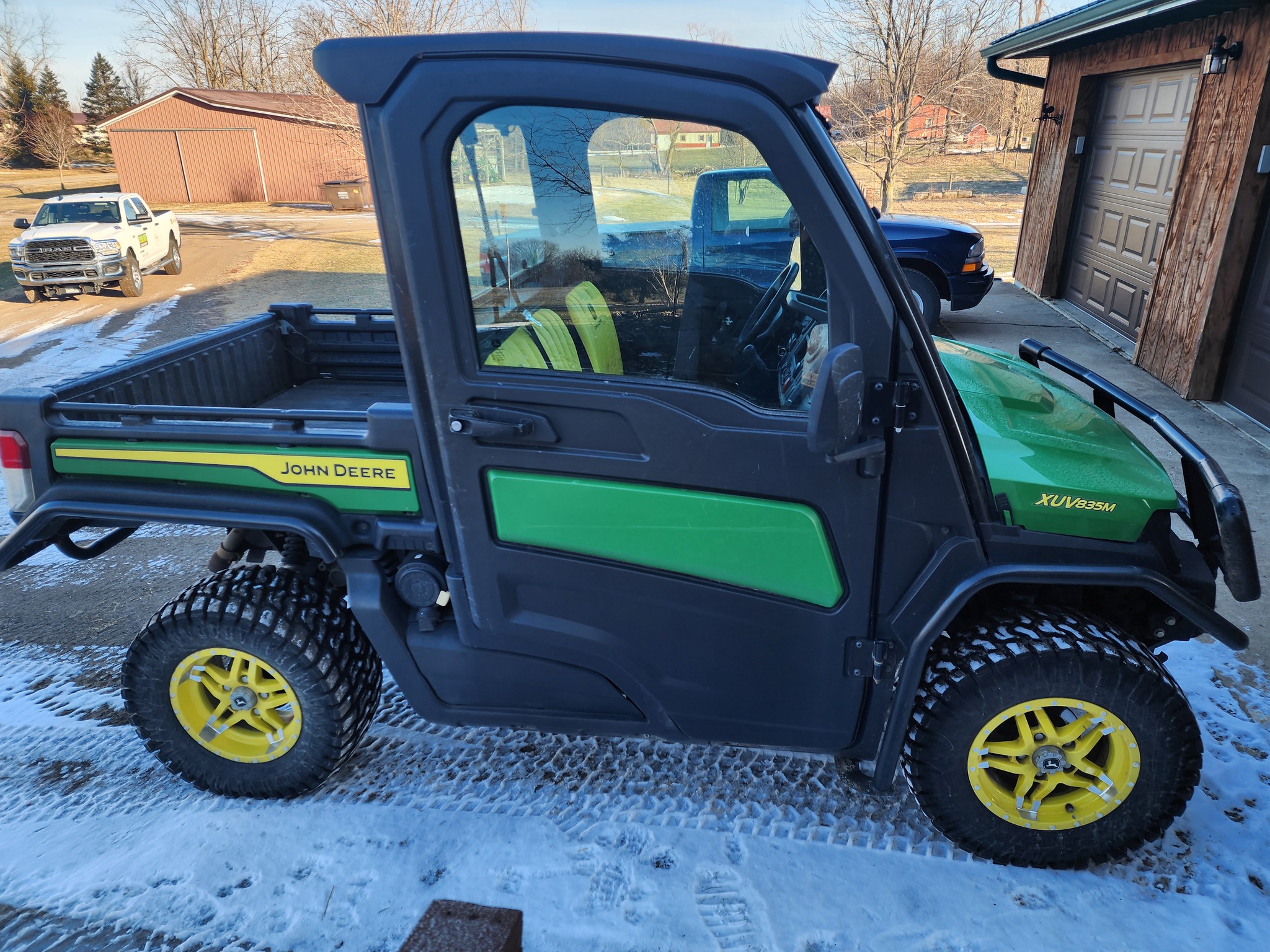 2024 John Deere XUV 835M Image 4