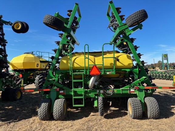 2010 John Deere 1990 (5th thumbnail)