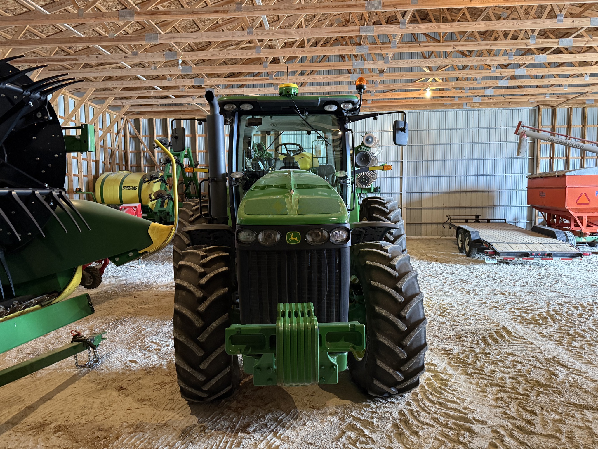 2010 John Deere 8225R Image 2