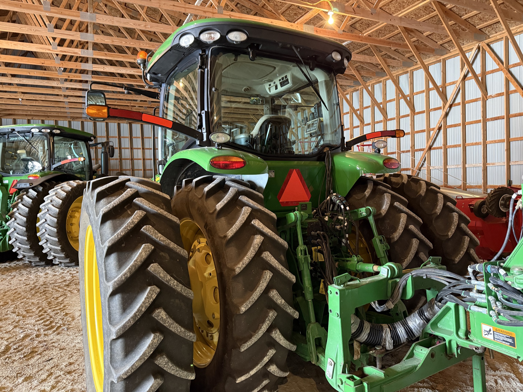 2010 John Deere 8225R Image 14