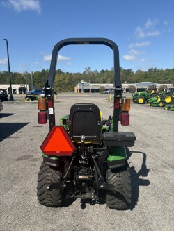 2025 John Deere 1025R Photo 3