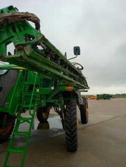 2024 John Deere 412R Image 3