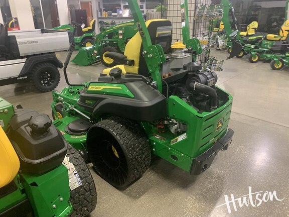 Photo of 2025 John Deere Z965R