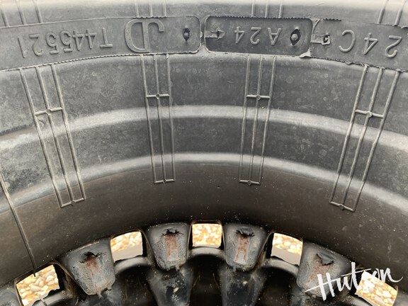 Photo of John Deere 18IN