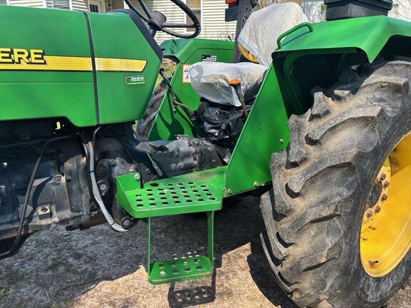 Used 2004 John Deere 5203 Utility Tractors at Koenig Equipment in Lebanon, OH - Photo7