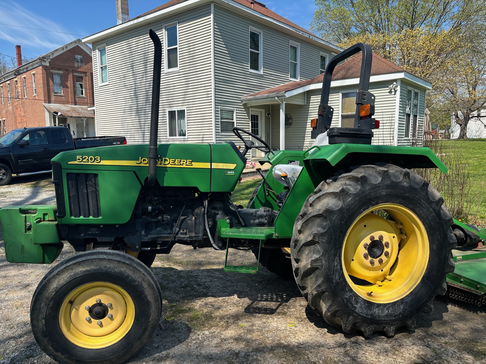 Used 2004 John Deere 5203 Utility Tractors at Koenig Equipment in Lebanon, OH - PhotoXL0