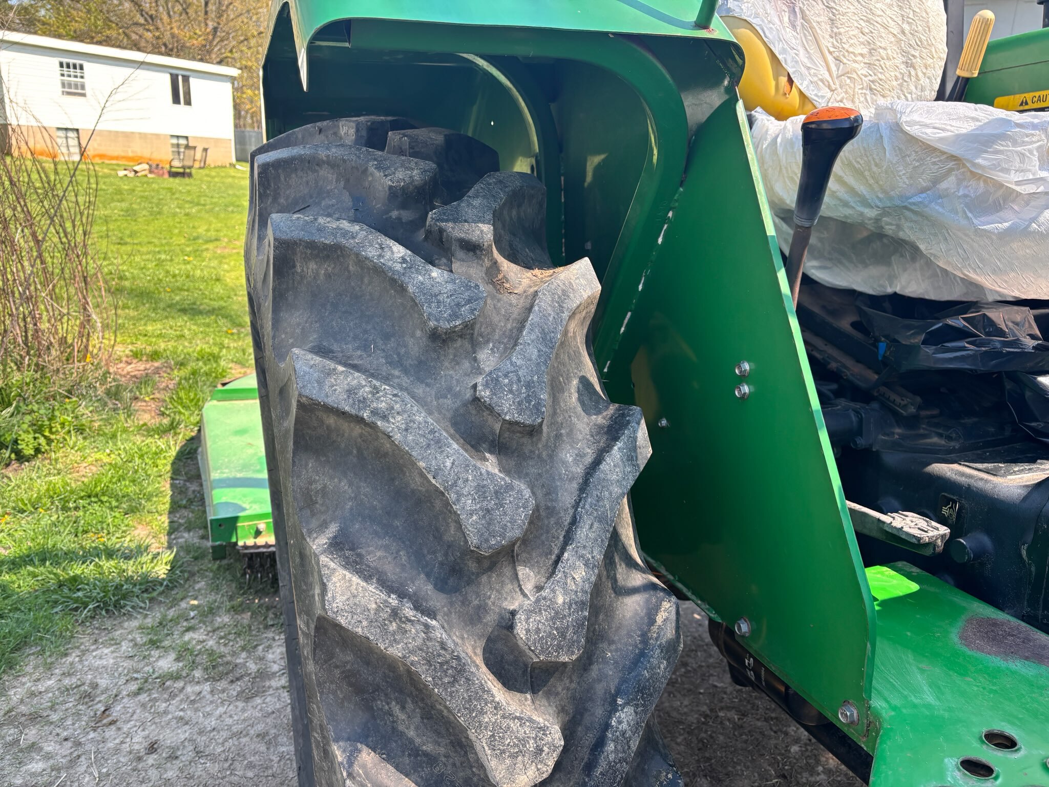 Used 2004 John Deere 5203 Utility Tractors at Koenig Equipment in Lebanon, OH - PhotoXL15