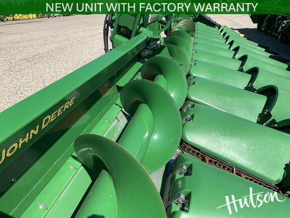 Photo of 2025 John Deere CF 12
