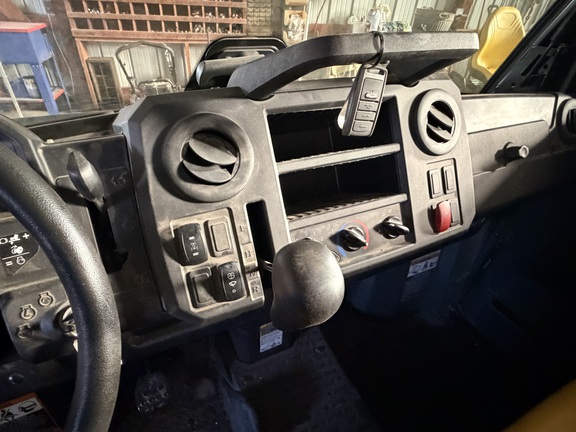 2020 John Deere XUV 835M - Photo9