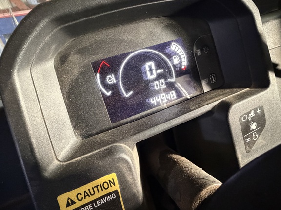 2020 John Deere XUV 835M - Photo11