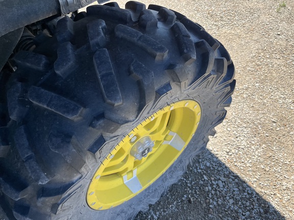 2020 John Deere XUV 835M - Photo16