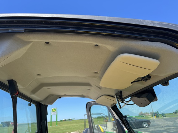 2020 John Deere XUV 835M - Photo22