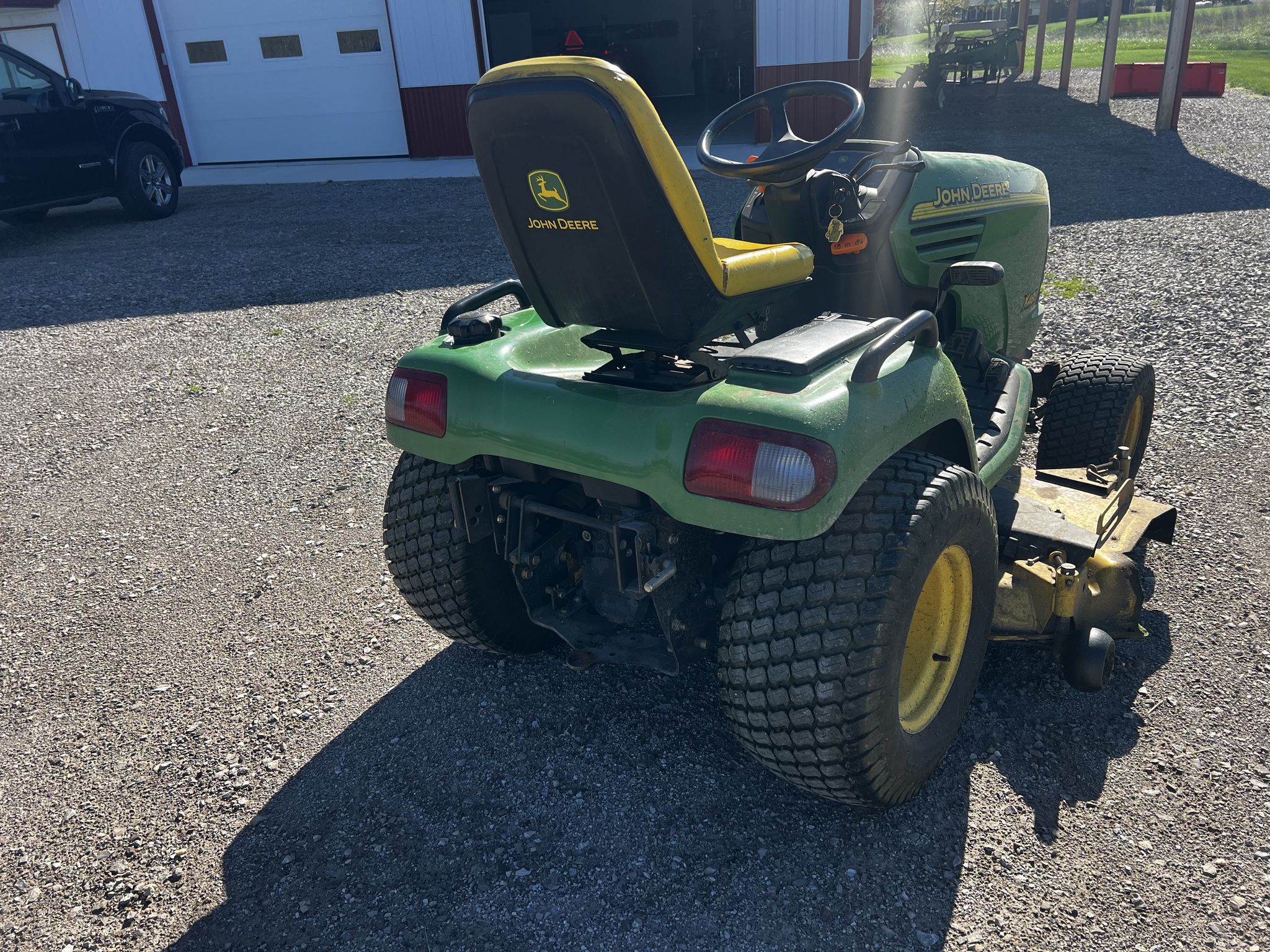 2002 John Deere X485 Image 4