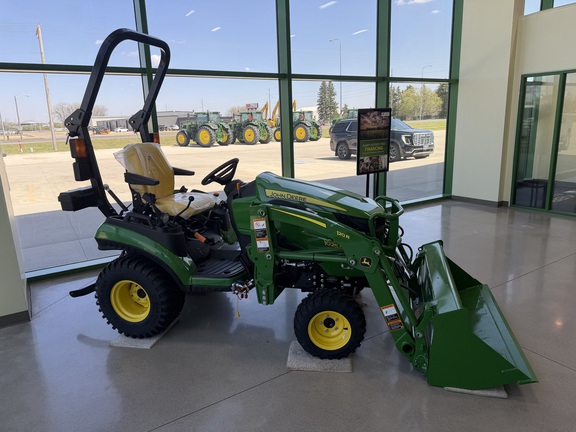 2025 John Deere 1025R - Photo2