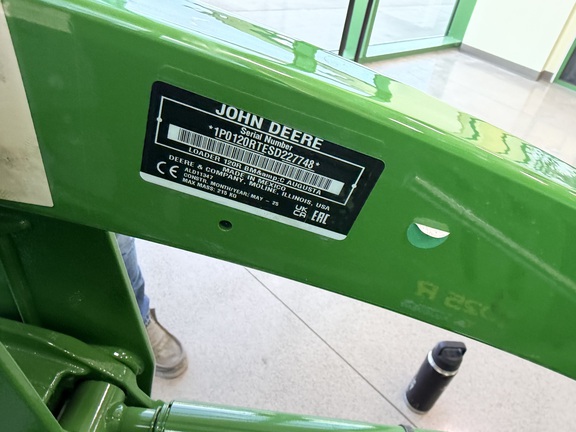 2025 John Deere 1025R - Photo12