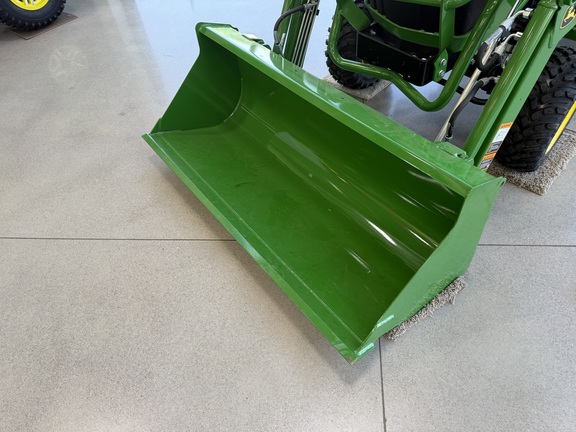 2025 John Deere 1025R - Photo14