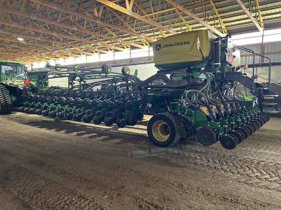 2023 John Deere DB66 - Photo2