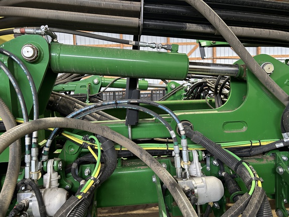 2023 John Deere DB66 - Photo9