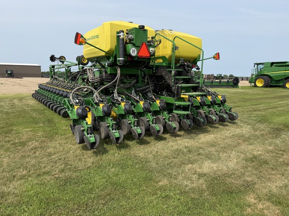 2023 John Deere DB66 - Photo3