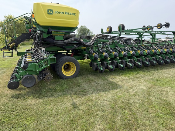2023 John Deere DB66 - Photo8