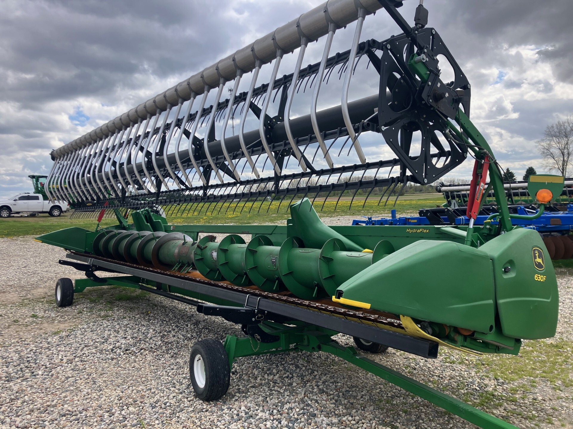 2017 John Deere 630F Image 1
