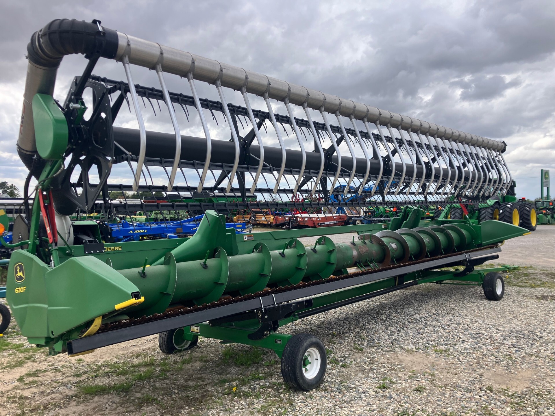 2017 John Deere 630F Image 3