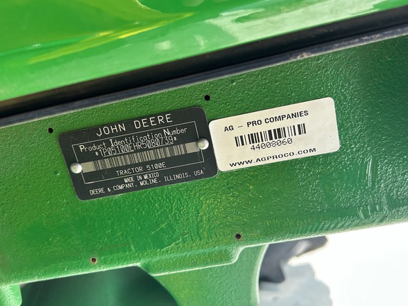2024 John Deere 5100E-11