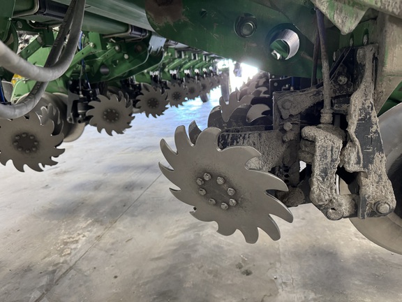 2015 John Deere 1775NT - Photo15
