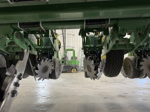 2015 John Deere 1775NT - Photo11