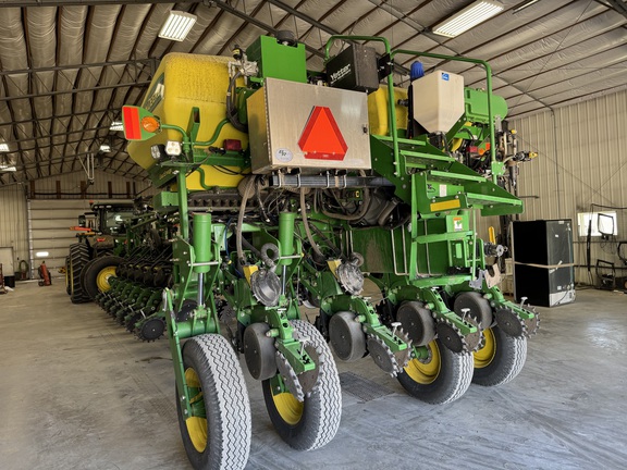 2015 John Deere 1775NT - Photo6