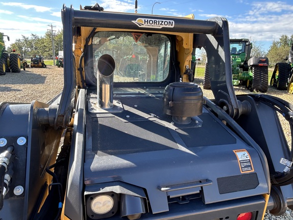 Used 2024 John Deere 325G Compact Track Loaders at Horizon Ag & Turf in High Prairie, AB - Photo5