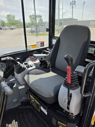 2023 John-Deere 60G