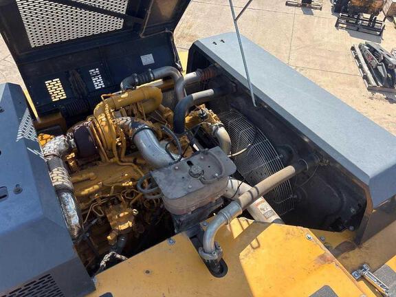 2020 John Deere 350G LC