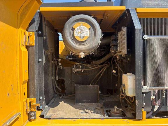 2020 John Deere 350G LC
