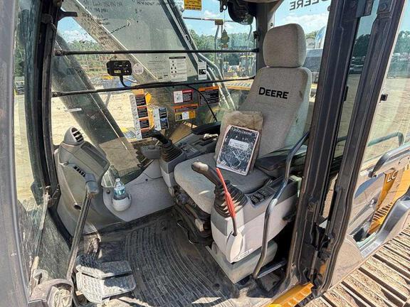 2020 John Deere 350G LC