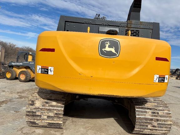 2023 John Deere 210P