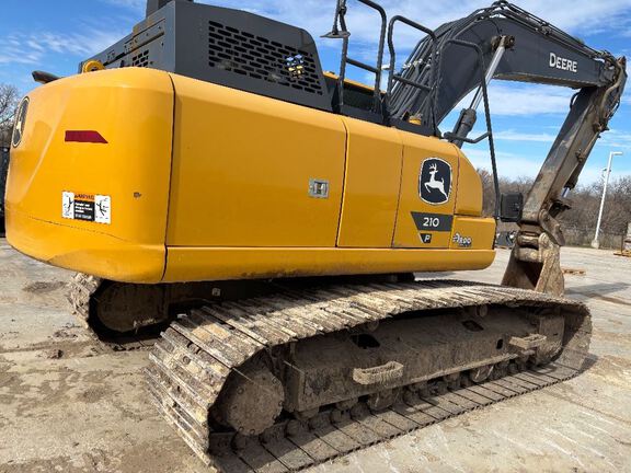 2023 John Deere 210P