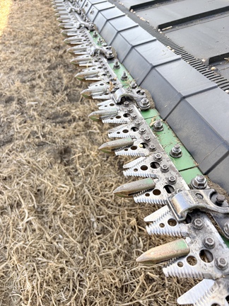 Used 2019 John Deere 735FD Combine Platforms at Horizon Ag & Turf in Lloydminster, AB - Photo3