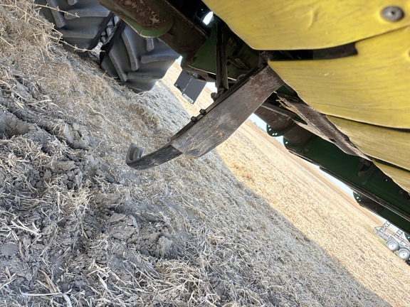 Used 2019 John Deere 735FD Combine Platforms at Horizon Ag & Turf in Lloydminster, AB - Photo40