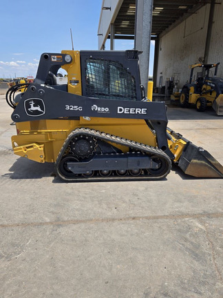 2025 John Deere 325G