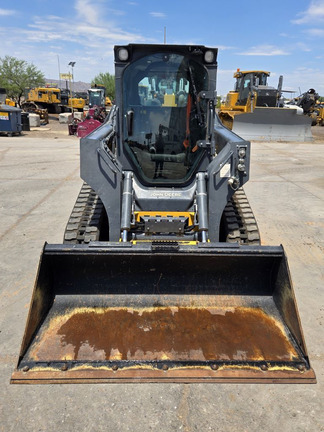 2025 John Deere 325G