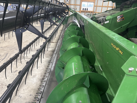 Used 2012 John Deere 630F Combine Platforms at Koenig Equipment in Greenville, OH - Photo10