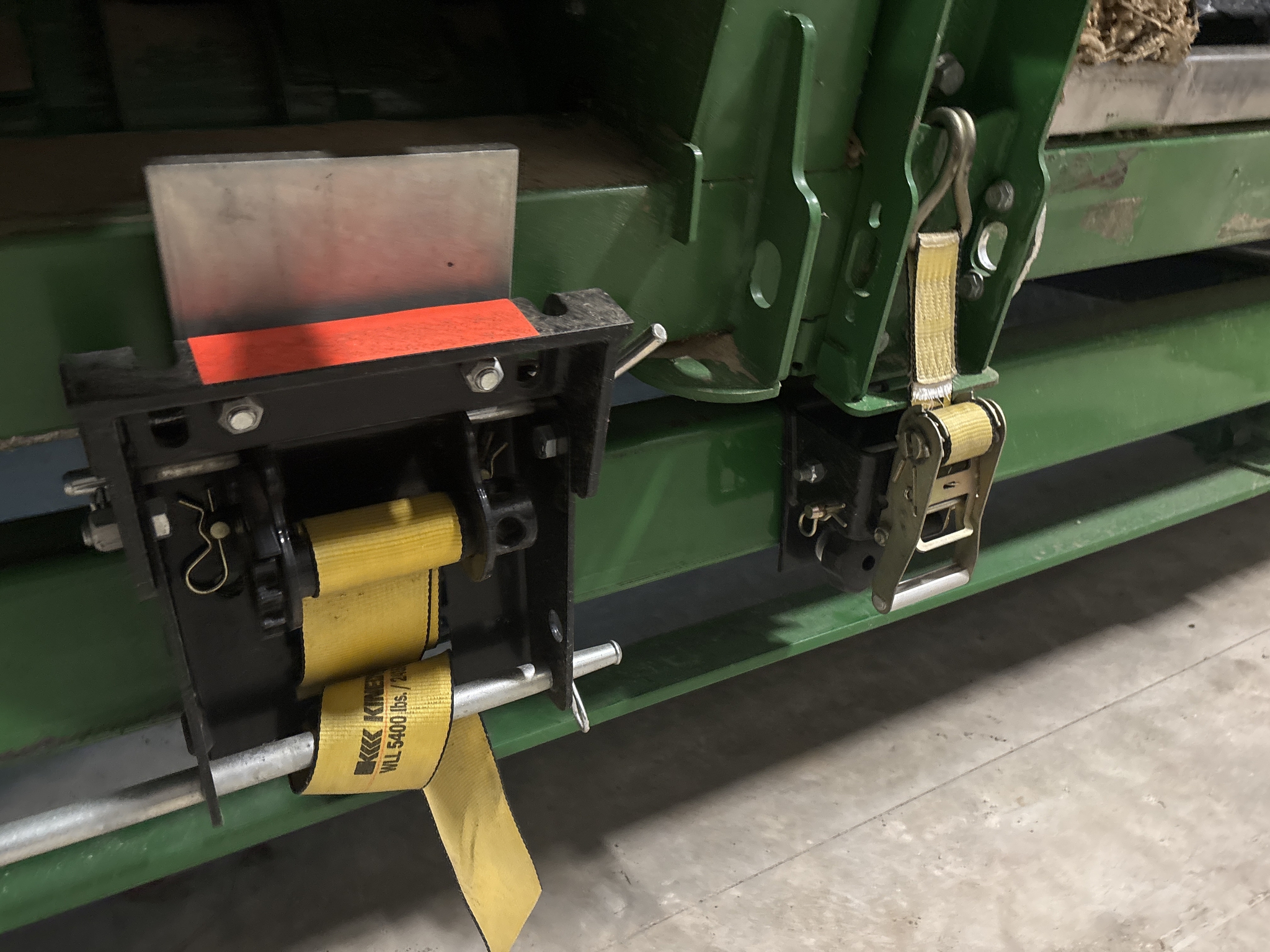 Used 2014 Unverferth AWS-36 Header carts at Koenig Equipment in Greenville, OH - PhotoXL4