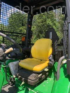 2017 John Deere 5075M Image 3