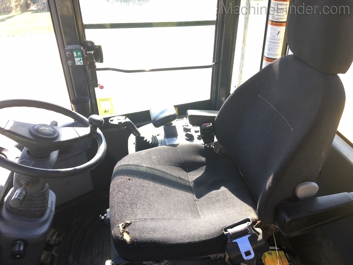 2011 Komatsu WA250-6 Image 5