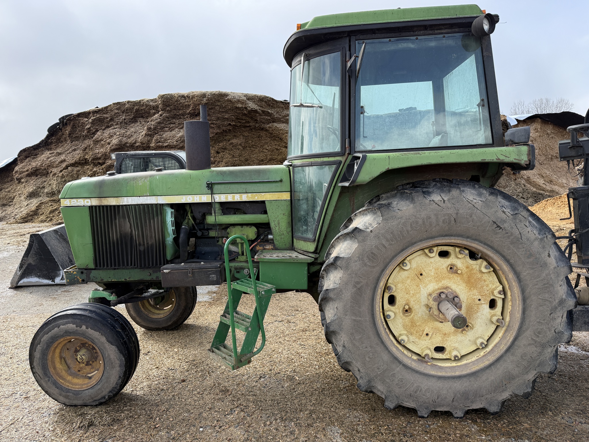 1973 John Deere 4230 Image 1