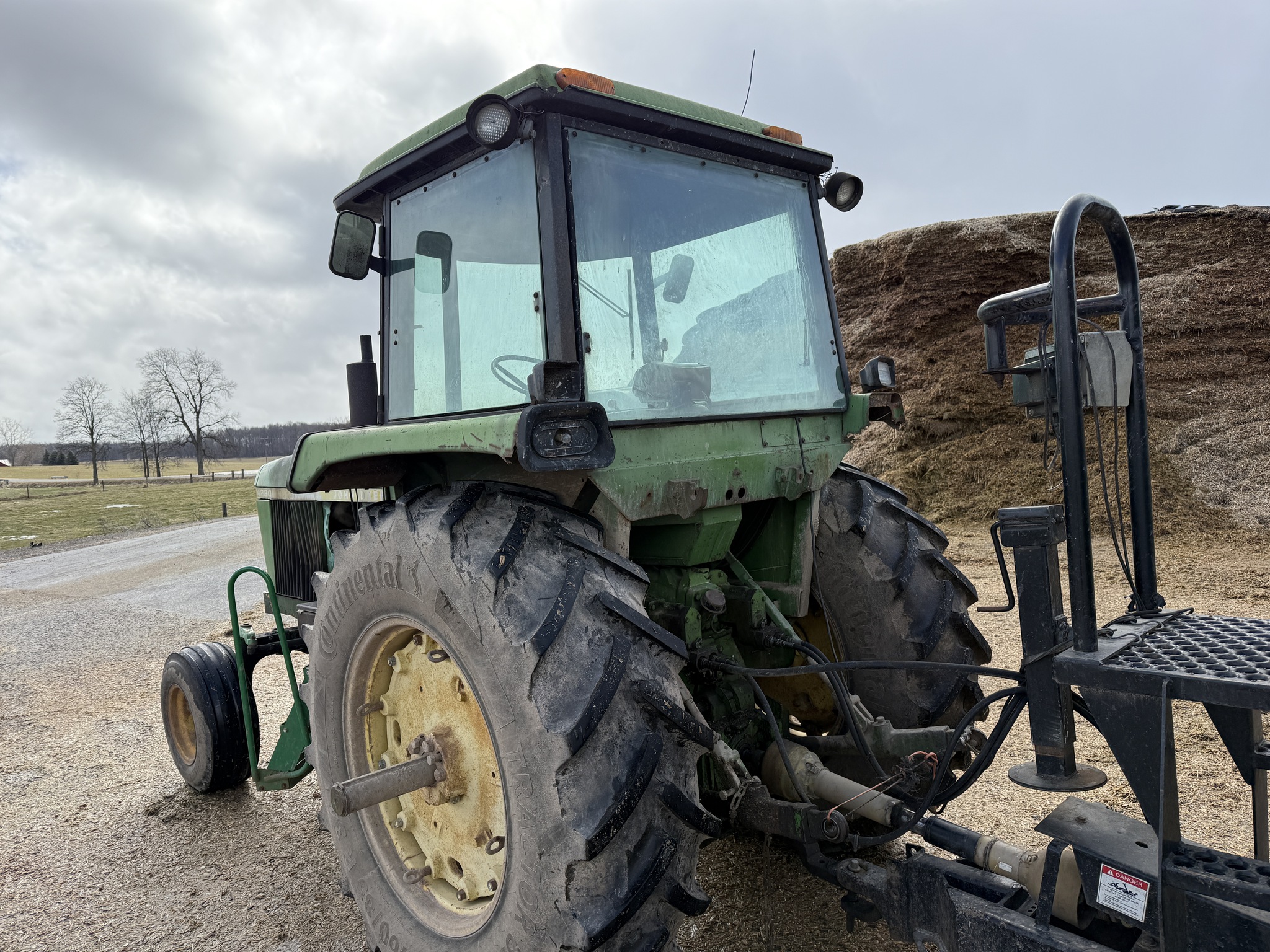 1973 John Deere 4230 Image 2