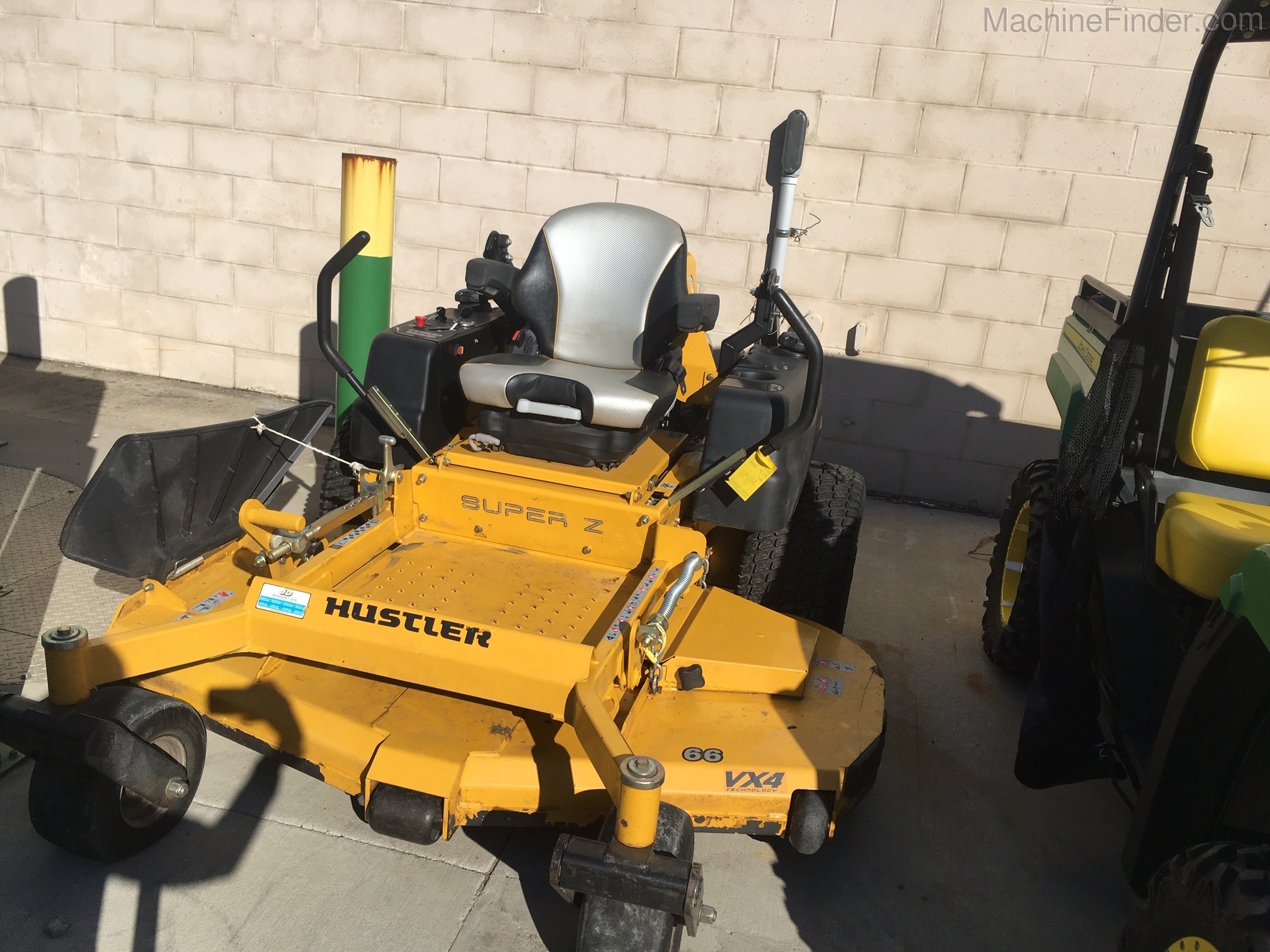 2016 Hustler SUPER Z Image 2